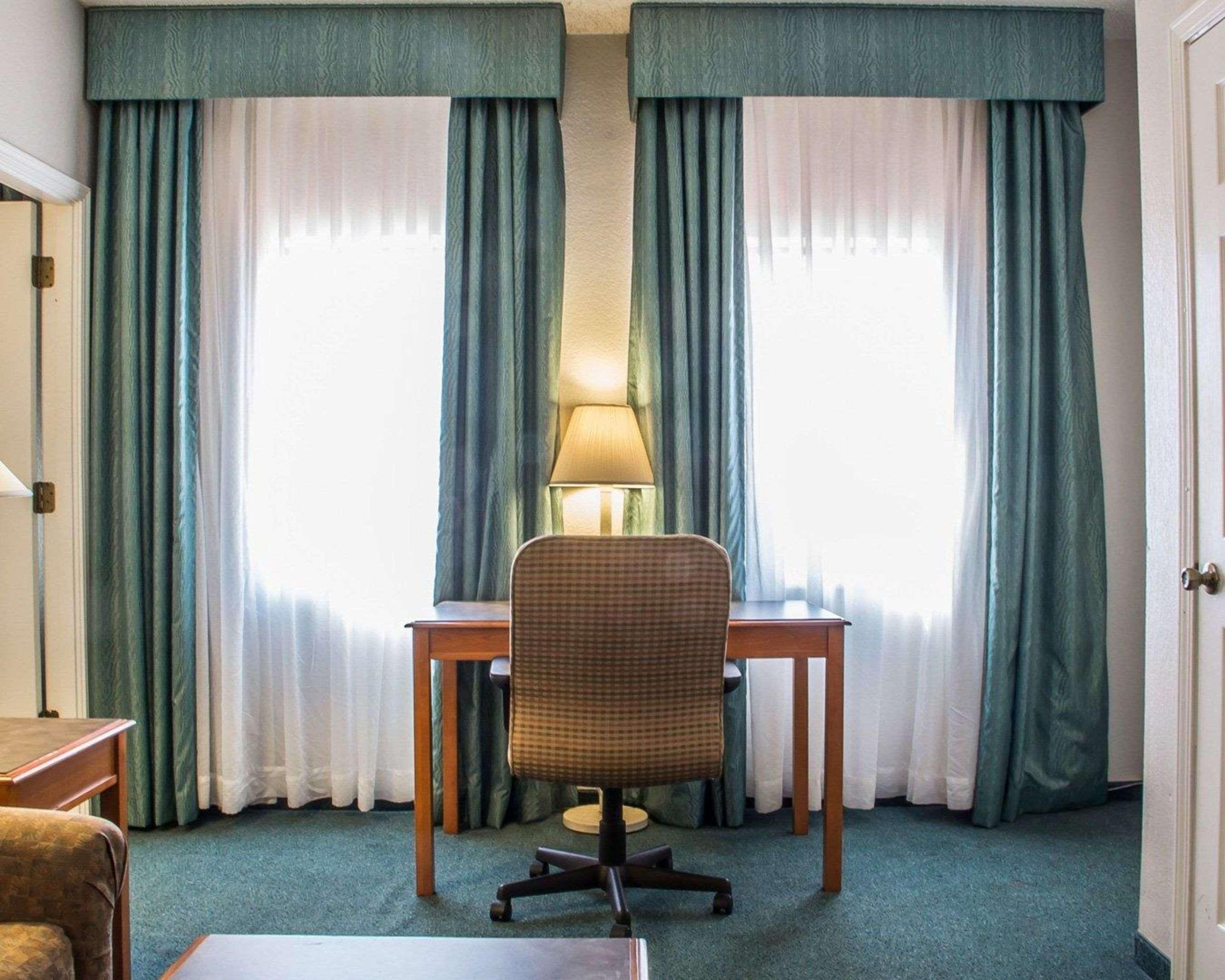 Quality Inn Tulsa Central Eksteriør bilde