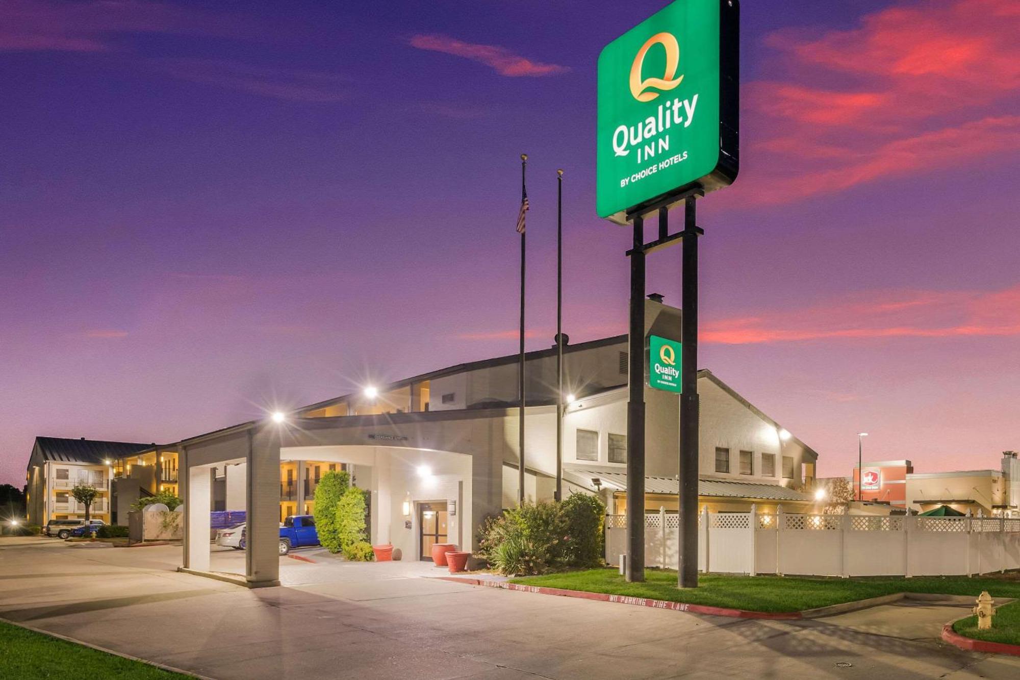 Quality Inn Tulsa Central Eksteriør bilde