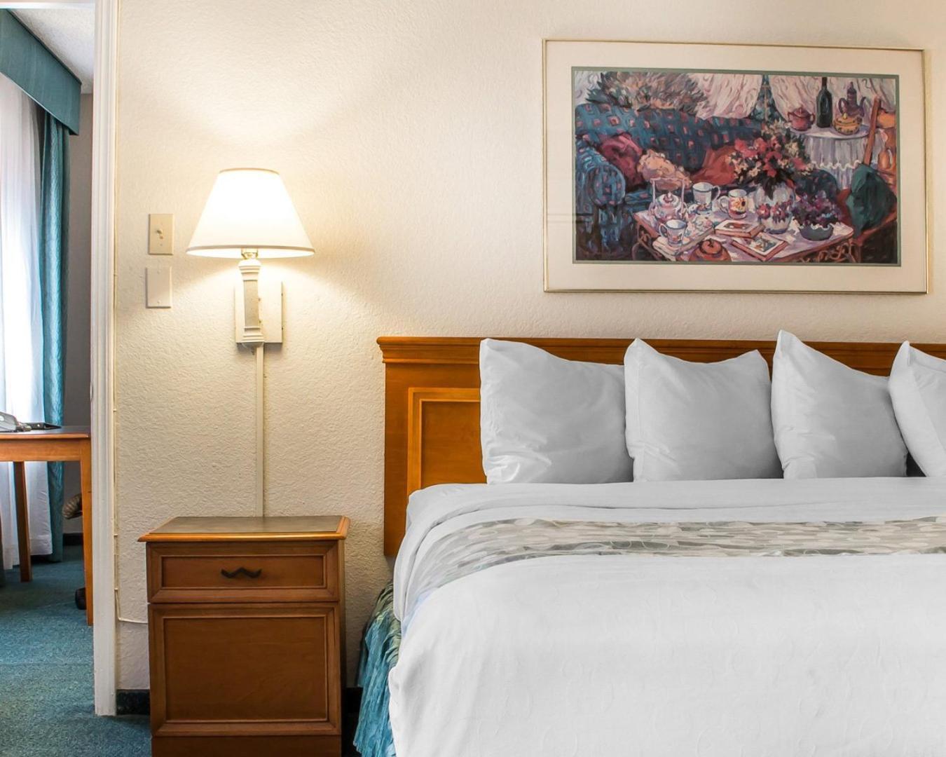 Quality Inn Tulsa Central Eksteriør bilde
