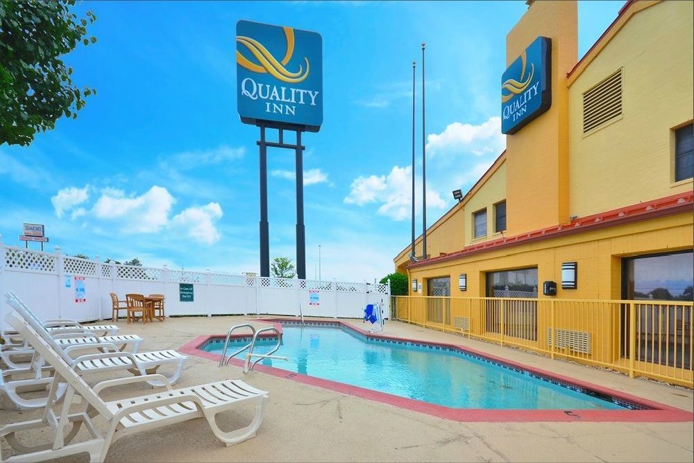 Quality Inn Tulsa Central Eksteriør bilde